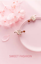 Load image into Gallery viewer, pendientes de plata de ley 100% con forma de ardilla para mujer