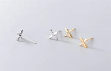 Load image into Gallery viewer, pendientes de tuerca con letras X para mujer, aretes pequeños y bonitos de plata de ley 100%