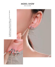 Load image into Gallery viewer, pendientes de plata de ley 925 con líneas geométricas