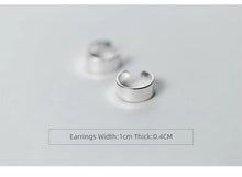 Load image into Gallery viewer, pendientes minimalistas de Plata de Ley 925 para mujer y niña
