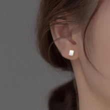 Load image into Gallery viewer, pendientes de perlas de Concha de Plata de Ley 925 para mujer