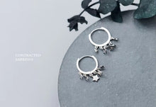 Load image into Gallery viewer, pendientes de aro de plata de ley 2021 auténtica para mujer, aretes redondos con abalorio de columpio de estrellas
