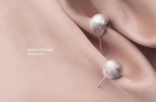 Cargar imagen en el visor de la galería, pendientes geométricos de Plata de Ley 925 para mujer