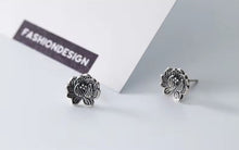 Cargar imagen en el visor de la galería, pendientes de tuerca de loto negro para mujer