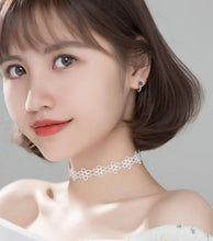 Load image into Gallery viewer, pendientes de aro de Plata de Ley 925 con piedra de cristal azul para mujer