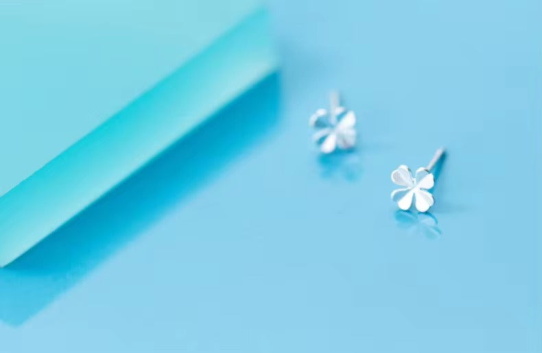 pendientes de plata de ley 925 para mujer, aretes sencillos de trébol de la suerte