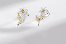 Load image into Gallery viewer, pendientes de plata de ley 925 con forma de flor y ópalo para mujer