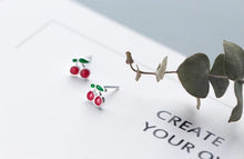 Load image into Gallery viewer, pendientes de esmalte de cereza para niña y mujer