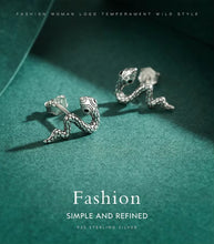 Load image into Gallery viewer, pendientes de plata de ley 100% con forma de serpiente para mujer, aretes hipoalergénicos