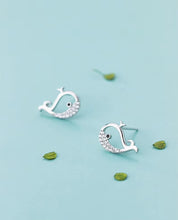 Load image into Gallery viewer, pendientes de plata de ley 925 con forma de ballena, joyería fina, con cierre de tuerca