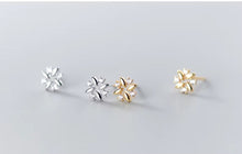 Load image into Gallery viewer, pendientes de plata de ley 925 con circonita ovalada cuadrada para mujer