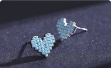 Load image into Gallery viewer, pendientes de plata de ley 925 con forma de corazón para mujer