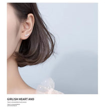 Cargar imagen en el visor de la galería, pendientes de tuerca de árbol de hojas pequeñas y lindas para mujer, accesorios coreanos de Plata de Ley 925          e2
