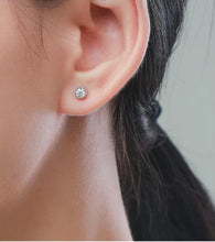 Load image into Gallery viewer, pendientes de plata de ley 100% y Circonia cúbica para mujer, aretes pequeños y redondos