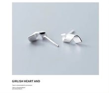 Load image into Gallery viewer, pendientes minimalistas geométricos para mujer, de plata de ley 100% 925 auténtica