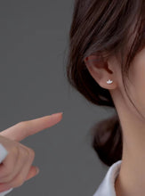 Load image into Gallery viewer, pendientes de plata de primera ley y Circonia cúbica para mujer