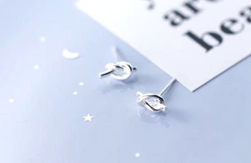 pendientes minimalistas para mujer y niña