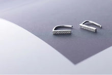 Load image into Gallery viewer, pendientes de plata de ley 925 con forma de U para mujer