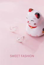 Cargar imagen en el visor de la galería, Simple lindo gato Luna pendientes encanto 925 Plata de Ley Animal cola pequeña joyería para mujeres