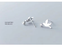 Cargar imagen en el visor de la galería, pendientes de tuerca con diseño de pájaros para mujer, aretes de Plata de Ley 925