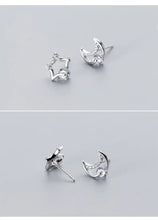 Load image into Gallery viewer, pendientes de plata de ley 925 con forma de luna y estrellas para mujer
