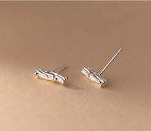 Load image into Gallery viewer, pendientes de tuerca de notación musical Vintage para mujer, de plata de ley 925