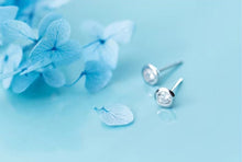 Load image into Gallery viewer, pendientes de plata de ley 925 con circonita AAA para mujer, aretes redondos sencillos