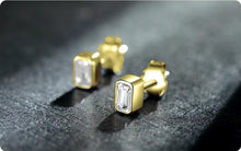 Load image into Gallery viewer, exquisitos pendientes de plata de ley 925 con corte de Esmeralda AAAAA