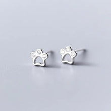 Load image into Gallery viewer, pendientes de plata de ley 925 con forma de pata de perro para mujer, aretes de circonita brillante