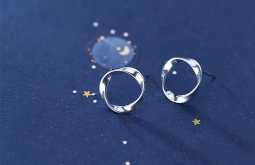 Pendientes minimalistas de Plata de Ley 925 para Mujer