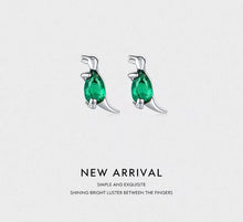 Load image into Gallery viewer, pendientes de plata de ley 925 para mujer y niña, aretes de cristal, tiranosaurio, pequeños
