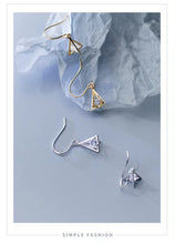 Load image into Gallery viewer, pendientes colgantes triangulares 3D de Plata de Ley 925 para mujer, aretes de gota de circonia