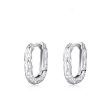 Load image into Gallery viewer, pendientes de aro de Plata de Ley 925 con textura en forma de U para mujer