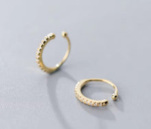 Load image into Gallery viewer, pendientes de Clip minimalistas para mujer y niña