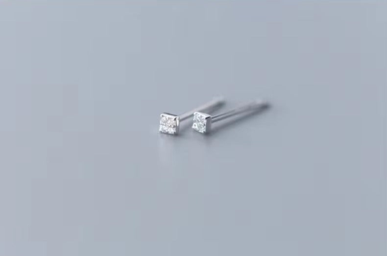 pendientes pequeños de plata de ley 100% y Circonia cúbica para mujer