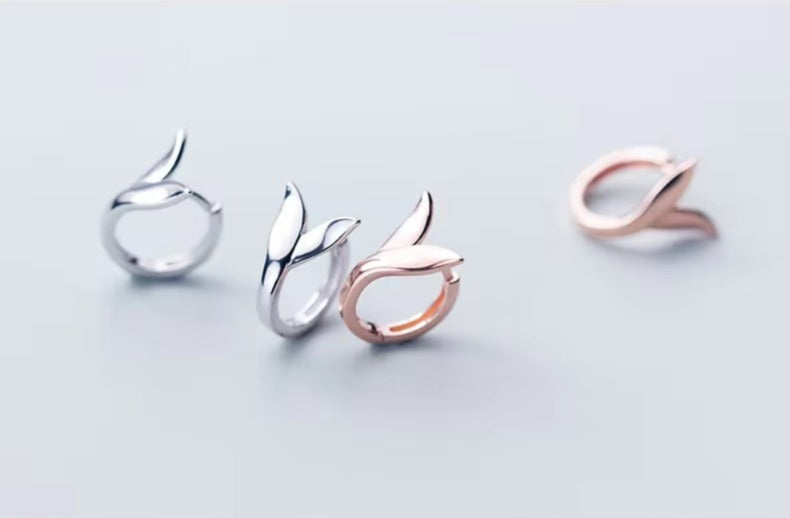 Venta caliente elegante Fox Tail Hoop pendientes para mujeres