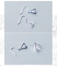 Load image into Gallery viewer, pendientes colgantes triangulares 3D de Plata de Ley 925 para mujer, aretes de gota de circonia