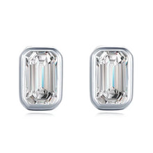 Load image into Gallery viewer, exquisitos pendientes de plata de ley 925 con corte de Esmeralda AAAAA