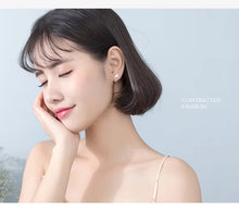 Load image into Gallery viewer, pendientes de plata de ley 100% con forma de gato