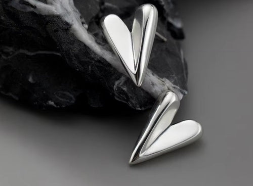 Plata Irregular de pendientes de corazones de Ley 925 para mujer