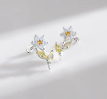 Load image into Gallery viewer, pendientes de plata de ley 925 con forma de flor y ópalo para mujer