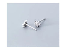 Cargar imagen en el visor de la galería, pendientes pequeños de Plata de Ley 925 con forma de pata de gato para mujer, joyería fina hipoalergénica