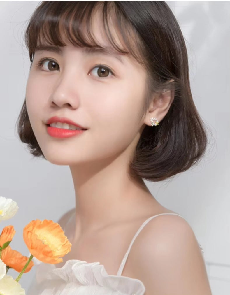 pendientes de tuerca de tres pequeñas flores para mujer