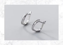 Load image into Gallery viewer, pendientes de plata de primera ley y circón para mujer