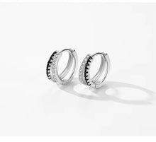 Load image into Gallery viewer, pendientes de aro de Plata de Ley 925 con circonita blanca y negra para mujer