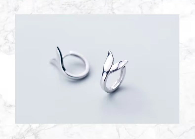 Venta caliente elegante Fox Tail Hoop pendientes para mujeres