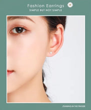Load image into Gallery viewer, pendientes minimalistas de plata de ley 100% 925 para mujer y niña, aretes pequeños