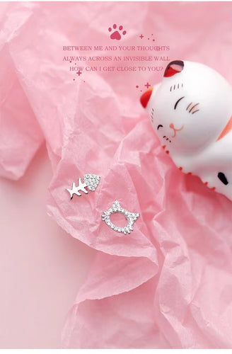 pendientes de plata de ley 925 con diseño de gato y hueso para mujer, aretes pequeños