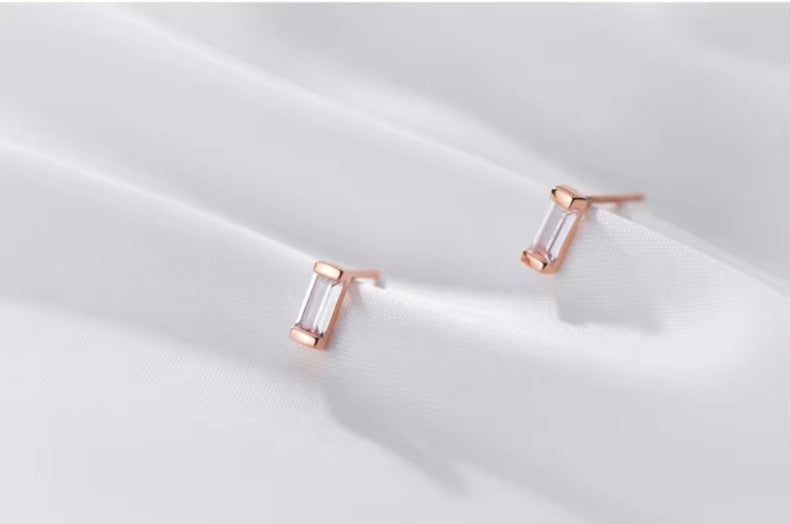 Mini pendientes de plata de ley 100% 925 con circón cuadrado para mujer