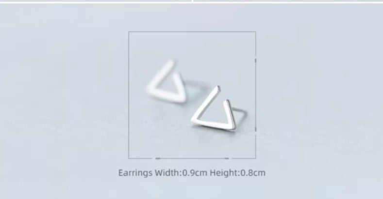 riángulo geométrico clásico Simple pequeños pendientes de perno lindo 925 Plata de Ley